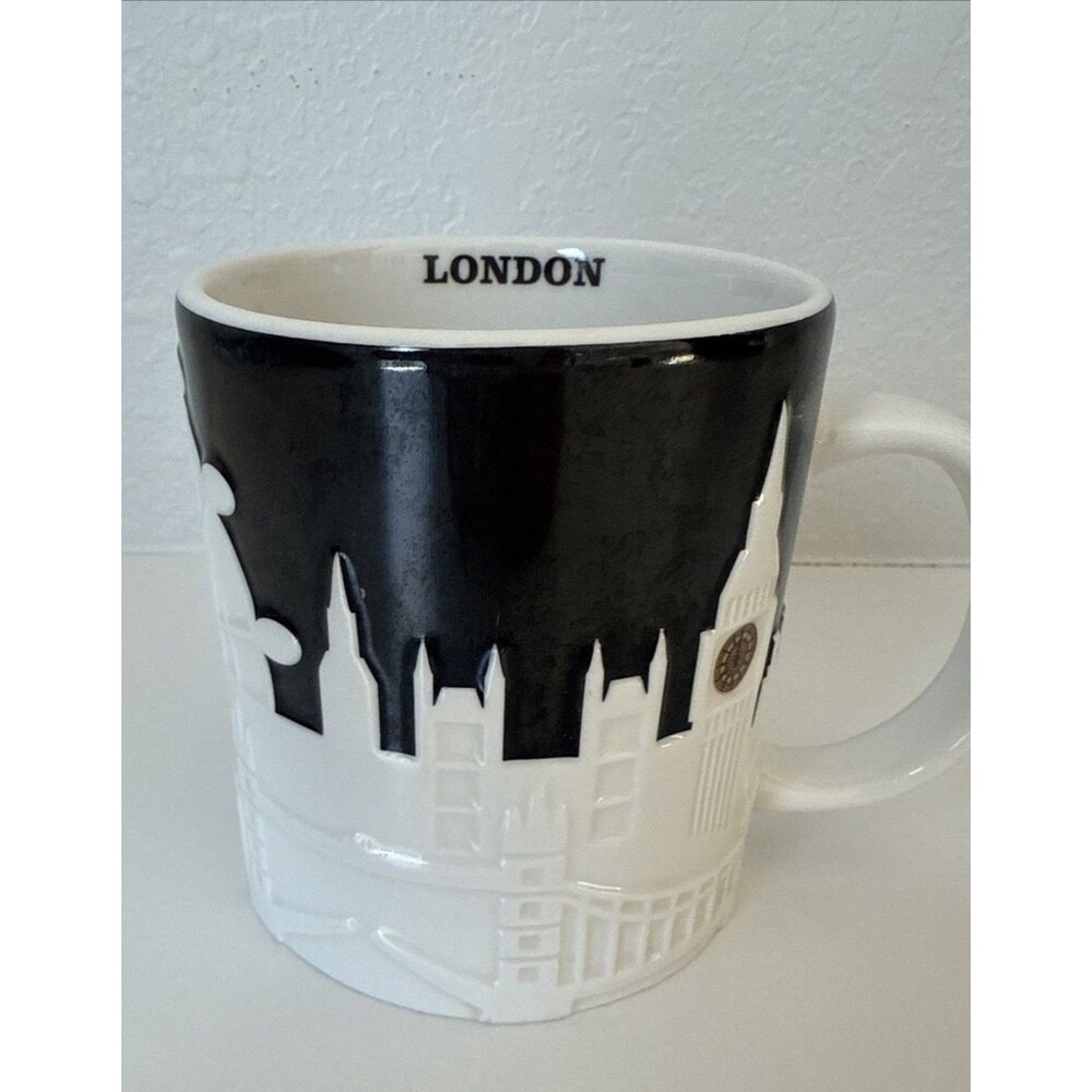 Starbucks Collector Series London Coffee Cup 16 fl oz/473 ml